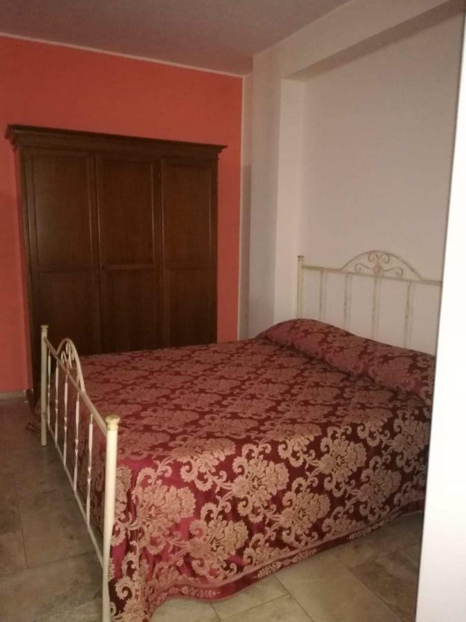 Cavalieri Teutonici Bed & Breakfast จิโนซา ภายนอก รูปภาพ